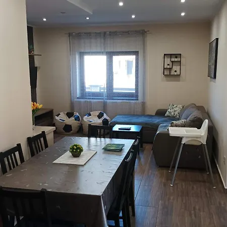 Apartment Elza Apartman *