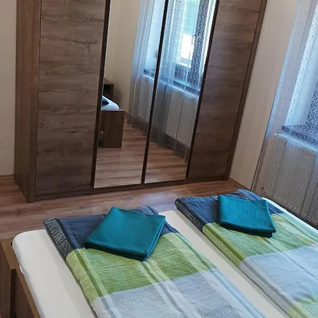 Apartment Elza Apartman *